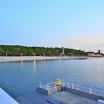 Comfortable Apartment For 10 People With A Private Sauna Kolobrzeg
